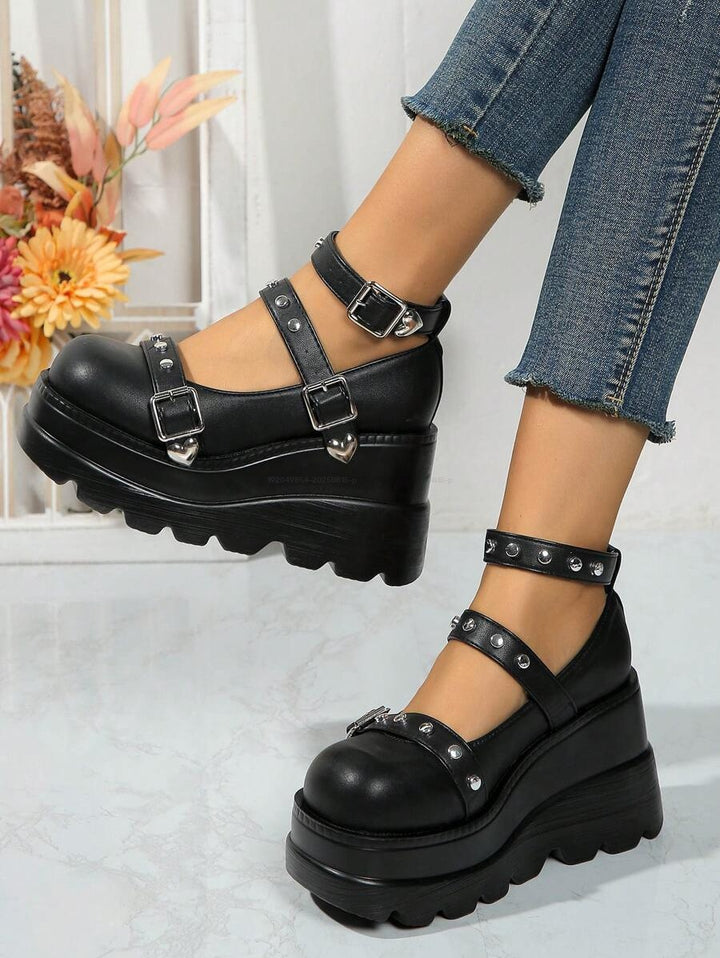 Gothic Rivet Heart Detail Buckle Strap Thick Platform Shoes